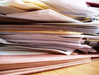 Pile of papers - foto di Jenica26