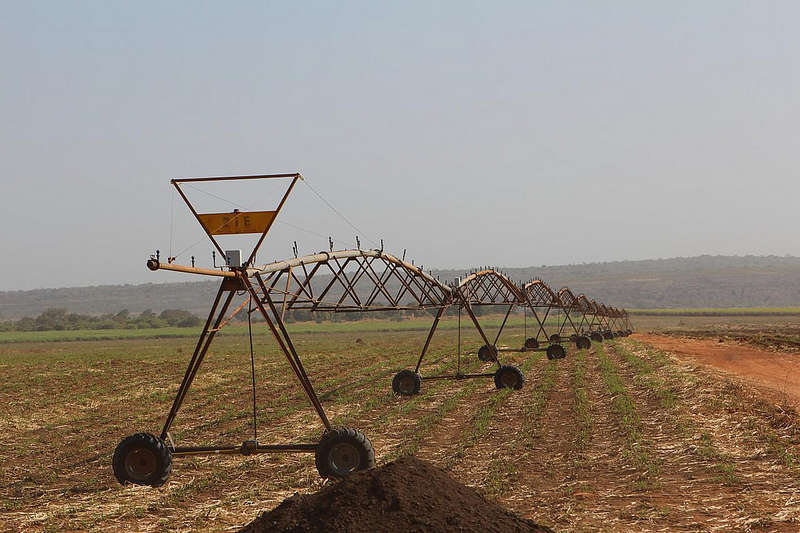 Irrigation system, Africa - Photo credit: 10b travelling / Foter / Creative Commons Attribution-NonCommercial-NoDerivs 2.0 Generic (CC BY-NC-ND 2.0)