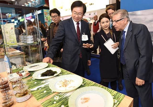 Commissario Vella a SeaFood Expo Global 2015