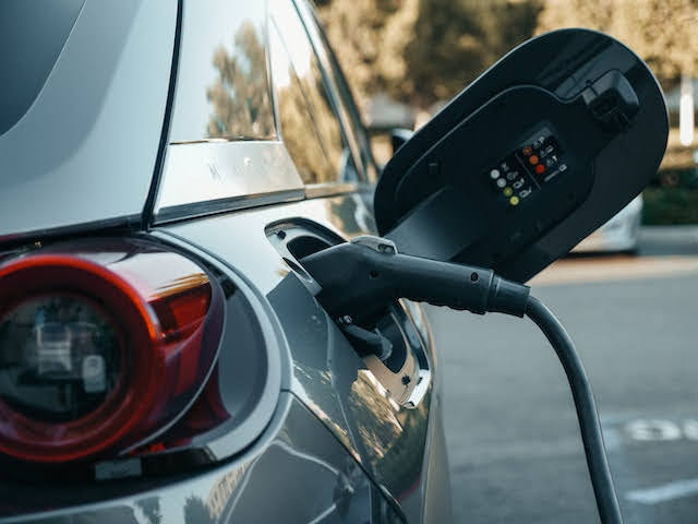 Incentivi auto elettriche - Foto di Kindel Media