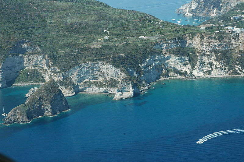Isola di Ponza, Lazio - foto di Hengist Decius